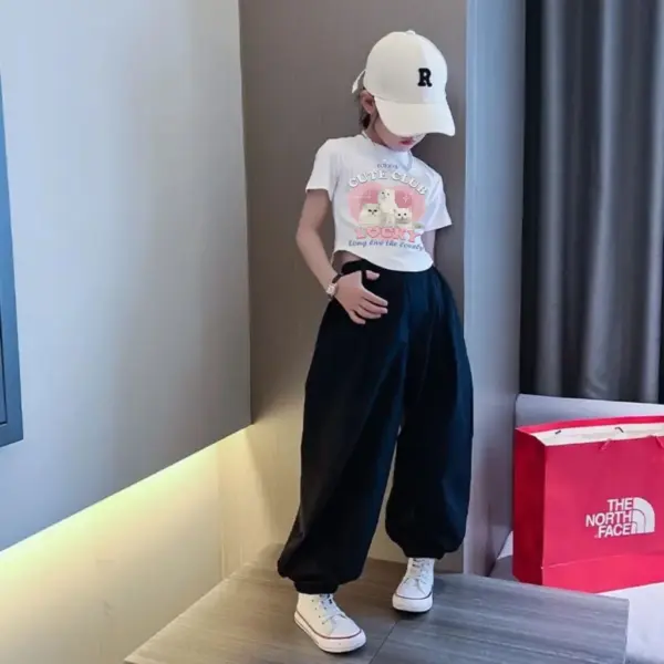 ชุดเสื้อแขนสั้นกางเกงขายาวเด็กหญิง สีขาว - Image 2